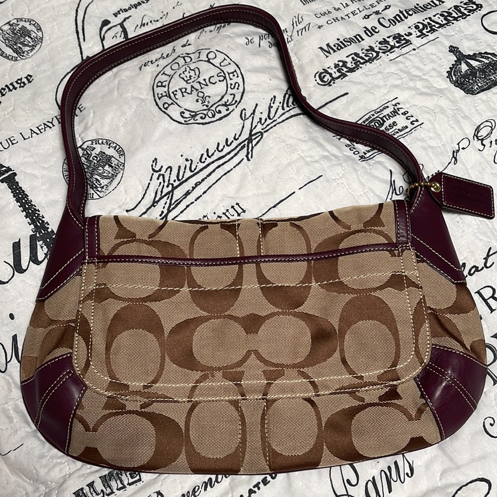 Coach Hand Bag Iconic Emblem Gem